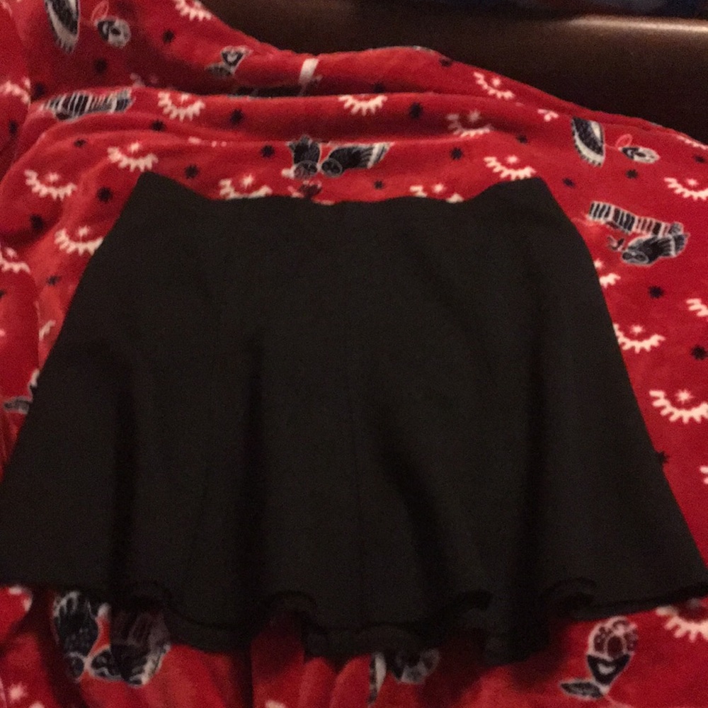 2/$25 Ann Taylor Skirt